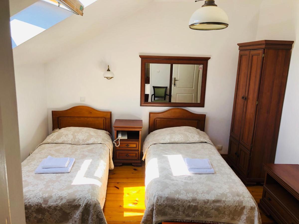 Hotel Mateo Stopnica Buitenkant foto